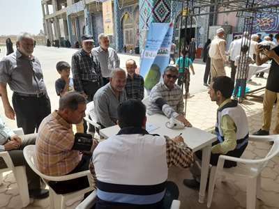  برپایی ایستگاه سلامت در مصلی نماز جمعه شهرستان های کاشان و آران و بیدگل 